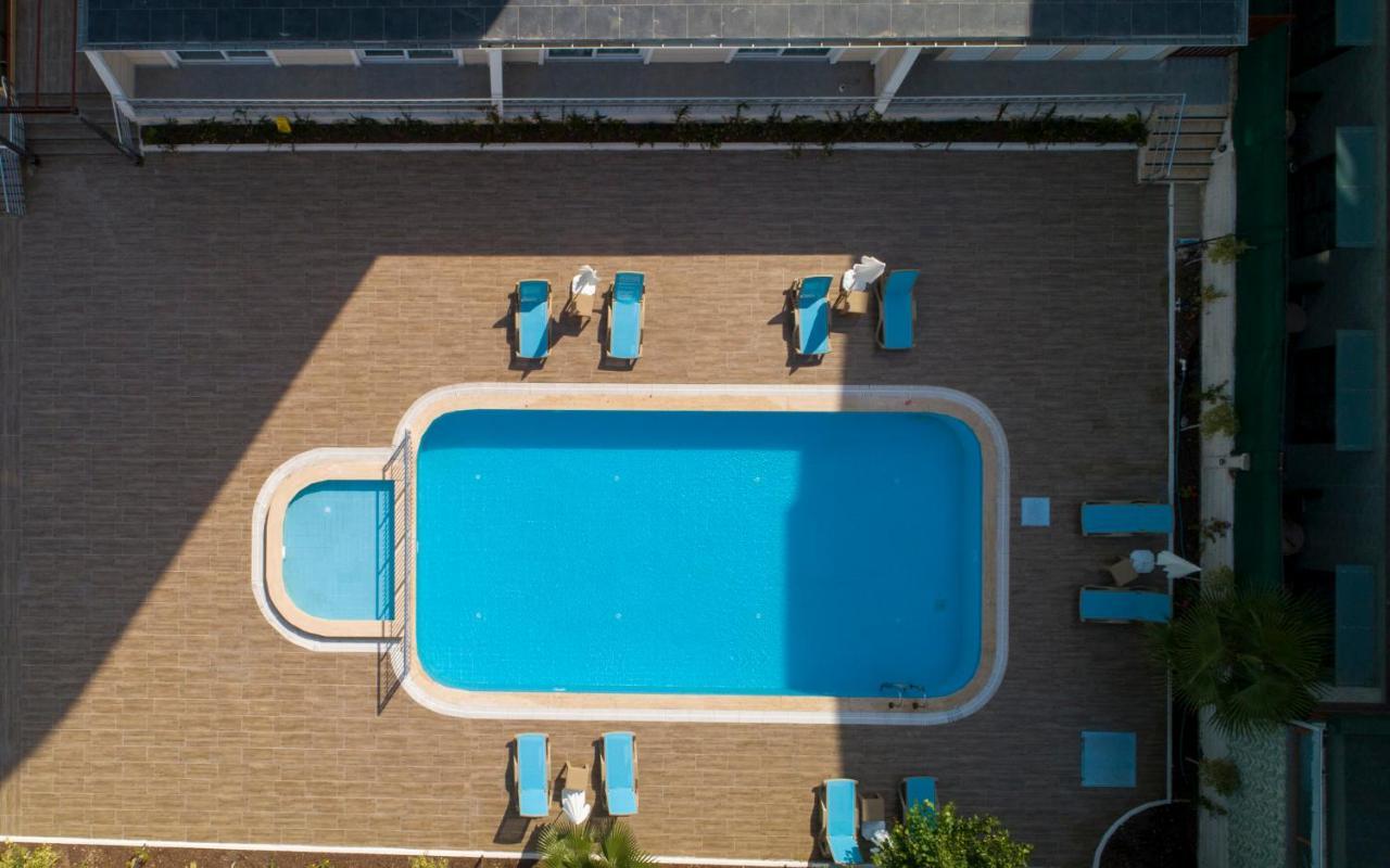 Citrus Luna Suite Hotel アンタルヤ エクステリア 写真